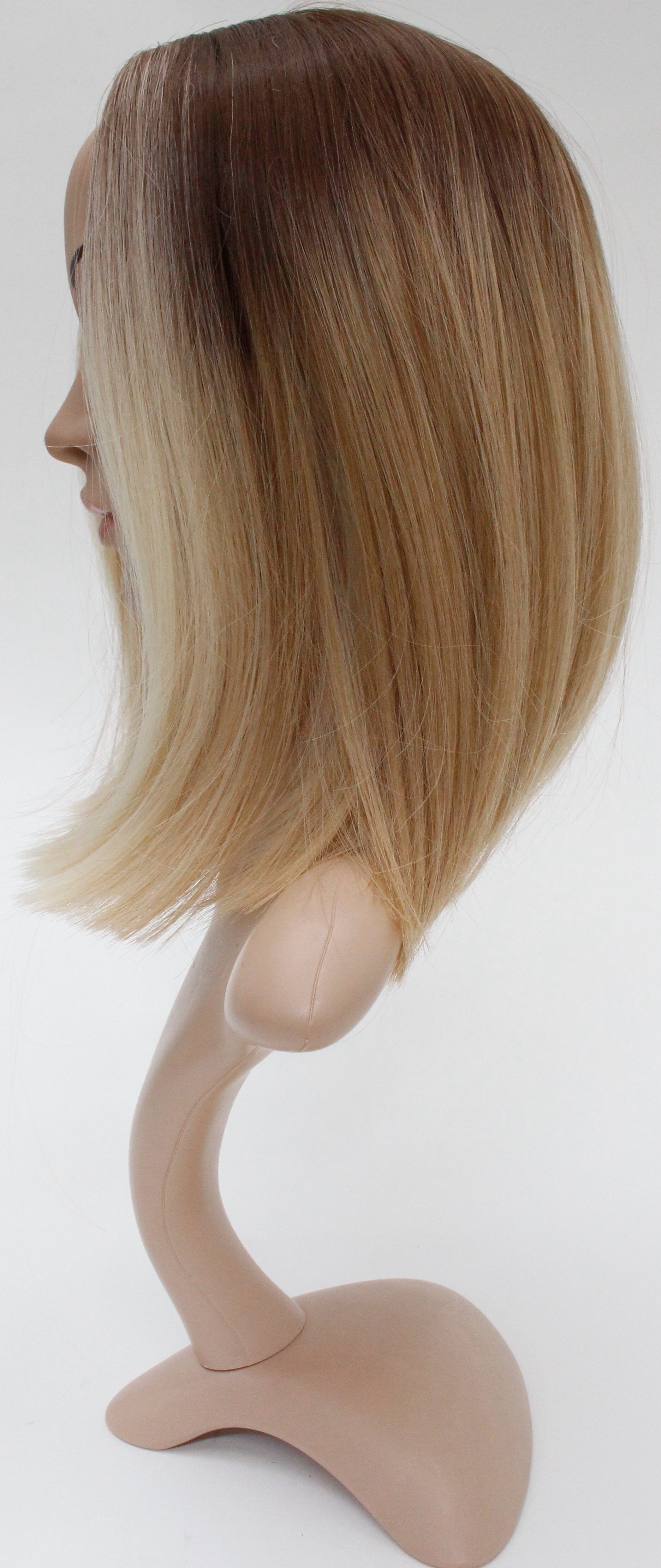 Blonde ombre lob cut